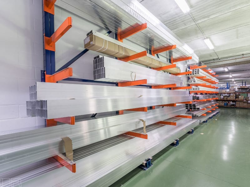 Cantilever Racking In UAE