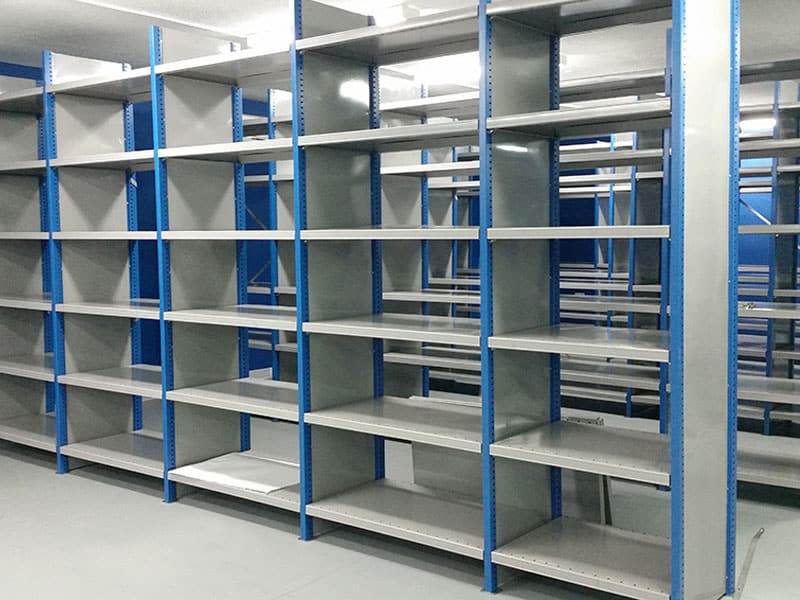 Bolt-Free Shelving