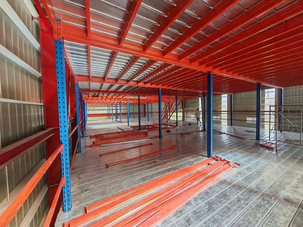 rack-supported mezzanine floor