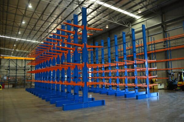 Medium Shelving in the UAE: Efficient Storage Solutions for Growing Businesses